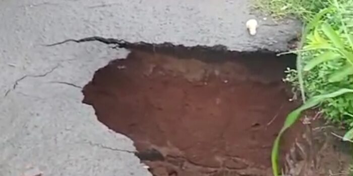 Jalan Amblas di Kotabumi