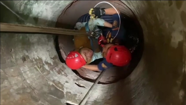 Terjun ke Sumur Bandarlampung